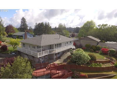 93642 W Mill Ln, Coos Bay, OR