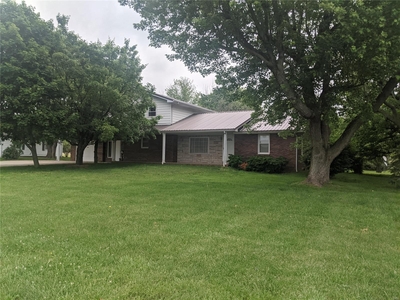 5988 State Route 4, Steeleville, IL
