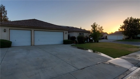 10602 Wind Blossom Ave, Bakersfield, CA