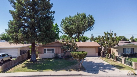 257 W Ash Ave, Shafter, CA