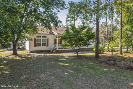 379 Argonne Rd, Southport, NC