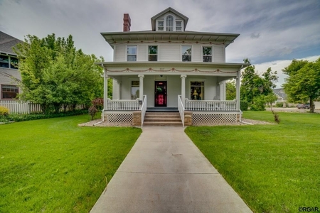 927 Greenwood Ave, Canon City, CO