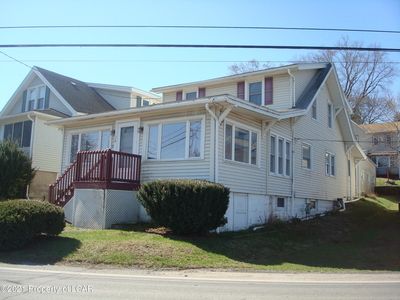 14 W Center St, Shavertown, PA