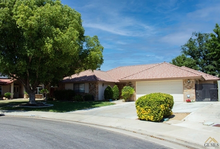 5404 Spring Canyon Ct, Bakersfield, CA