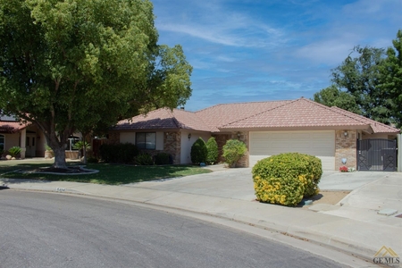 5404 Spring Canyon Ct, Bakersfield, CA