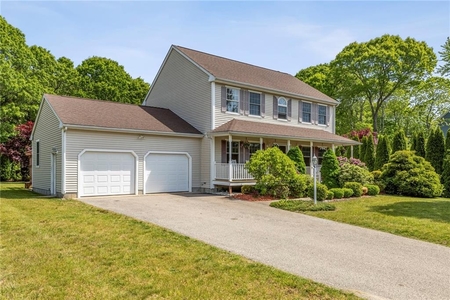 25 Sycamore Dr, Westerly, RI
