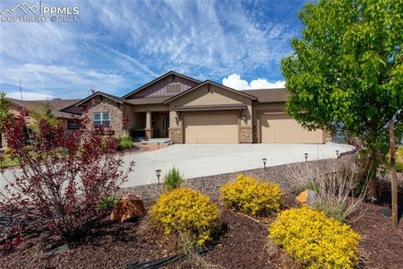 12564 Chatter Creek Ct, Colorado Springs, CO