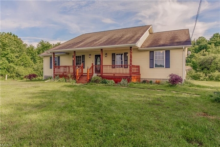 5064 Root Rd, Conneaut, OH
