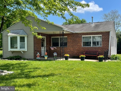 32 Evans Rd, Norristown, PA