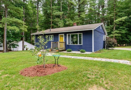 24 Roberts Rd, Dover, NH