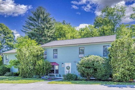 203 Piscassic St, Newmarket, NH