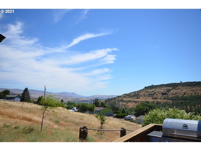 1127 Starlight St, The Dalles, OR