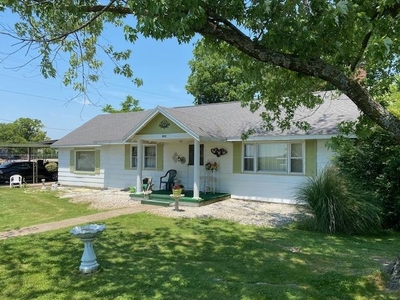 820 Second St, Cabool, MO
