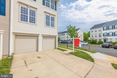 45518 Cambers Trail Ter, Sterling, VA