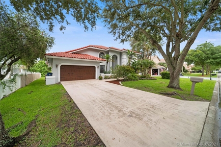 9810 Nw 49th Pl, Coral Springs, FL