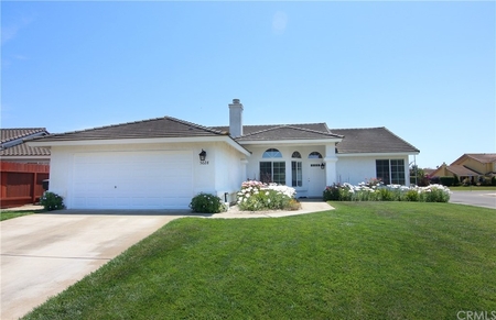 5028 Snowy Plover Ln, Guadalupe, CA