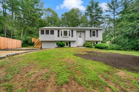 34 Midnight Sun Dr, Epping, NH
