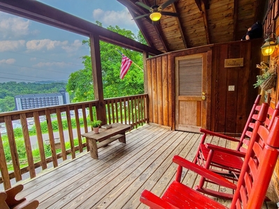 4235 Conner Dr, Pigeon Forge, TN