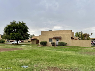 948 S Alma School Rd, Mesa, AZ