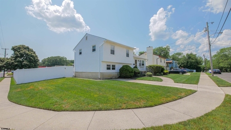 4 Colwick Dr, Somers Point, NJ