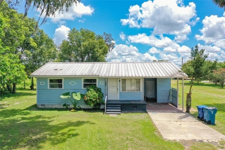 111 S Hendry Ave, Fort Meade, FL