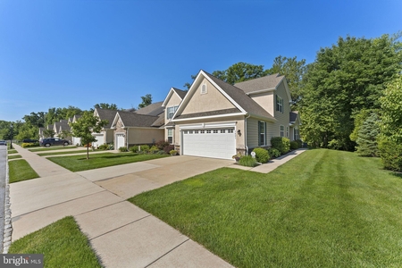1401 Honeysuckle Ct, West Chester, PA