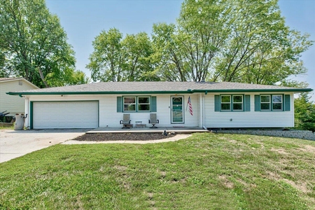 16848 State Orchard Rd, Council Bluffs, IA