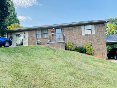 260 Norris Dr, Tazewell, TN