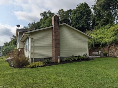 1588 County Road 160, Dundee, OH