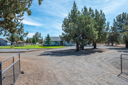 6360 Nw 61st St, Redmond, OR