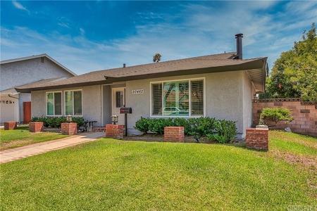 20462 Delight St, Canyon Country, CA