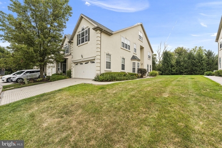 261 Center Point Ln, Lansdale, PA