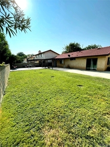 1321 Chagal Ave, Lancaster, CA