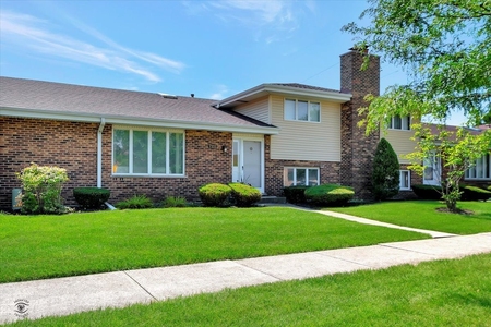 7333 W 153rd St, Orland Park, IL