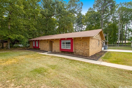 7207 Russwood Ln, Mabelvale, AR