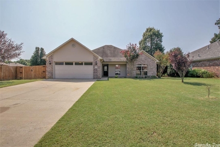 17 Lakeview Ln, Cabot, AR