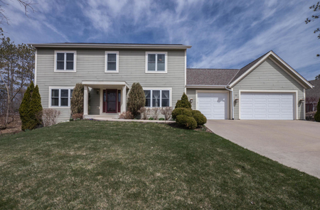 130 Upper Woodford Cir, West Bend, WI
