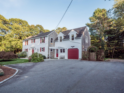 23 Curlew Way, Cotuit, MA