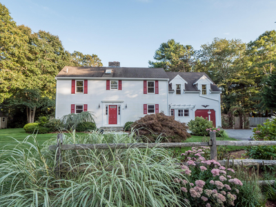 23 Curlew Way, Cotuit, MA