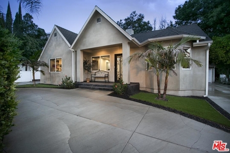 3931 Coldwater Canyon Ave, Studio City, CA