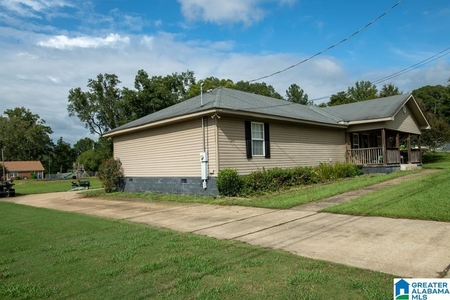 409 Cogswell Ave, Pell City, AL