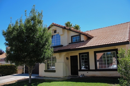 14581 Pony Trail Rd, Victorville, CA