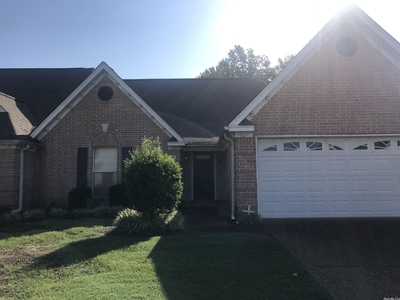 318 Country Squire Ln, Searcy, AR