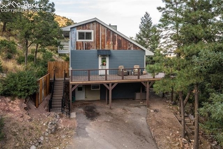814 Crystal Park Rd, Manitou Springs, CO
