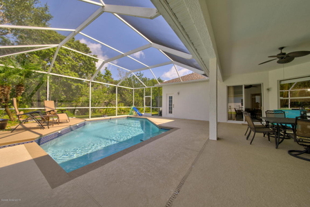 975 Carriage Hill Rd, Melbourne, FL