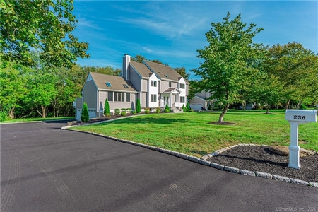 236 Sterling Rd, Trumbull, CT