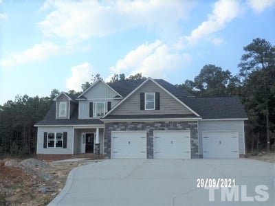 338 Oakhaven Dr, Holly Springs, NC