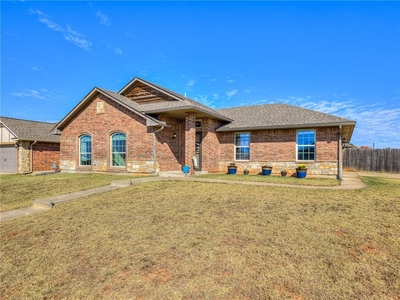 4238 Sachs Ave, Moore, OK