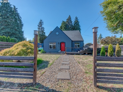 580 54th St, Springfield, OR