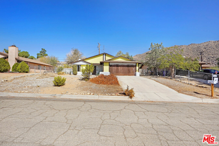 23952 Tocaloma Rd, Apple Valley, CA